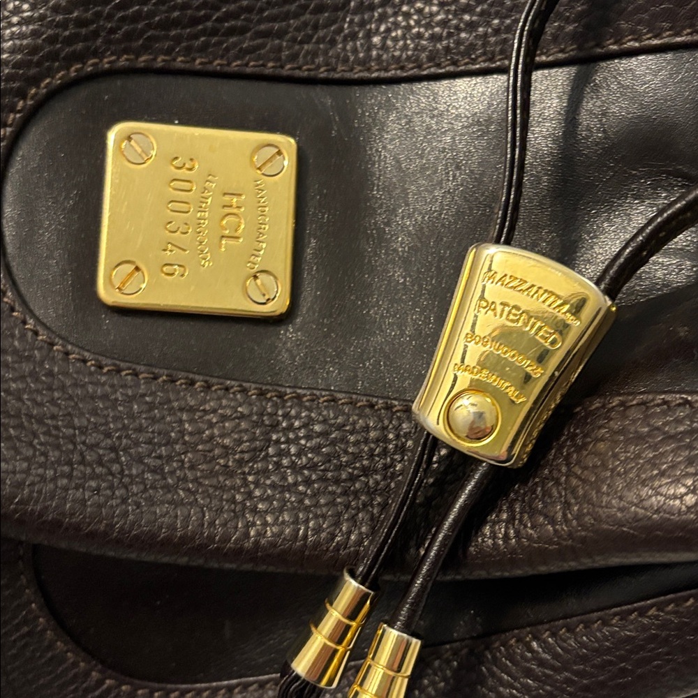 VTG HCL Dark brown 100% pebbled leather bucket crossbody bag gold accents Euro - Picture 14 of 14
